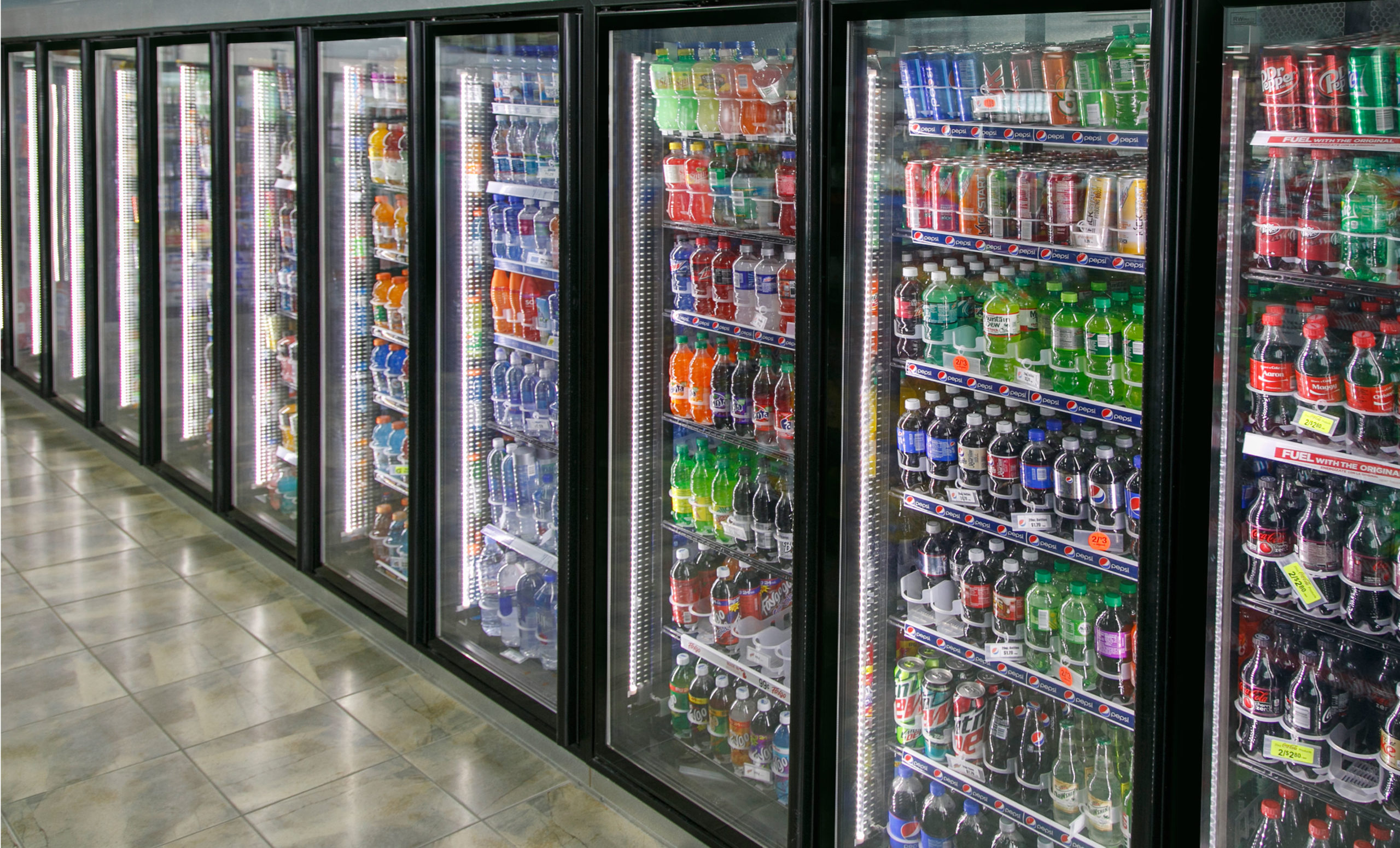 Управление витриной. Commercial Refrigeration. Холодильник со стеклом. Холодильник ресторанный. Commercial Refrigerator.